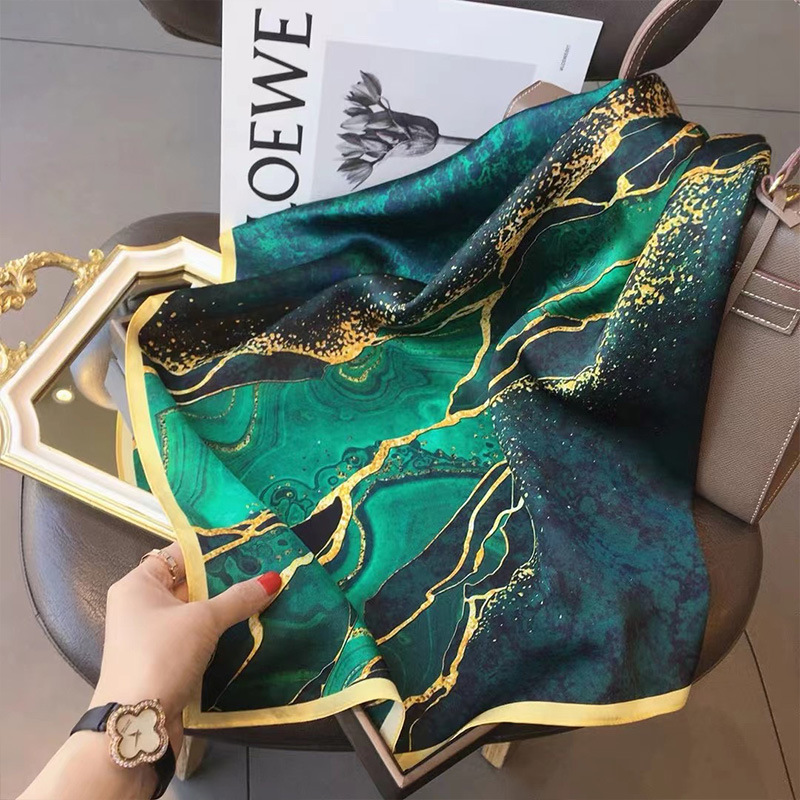 Silk Scarf Square - 70x70 cm femmes écharpe soie sentiment