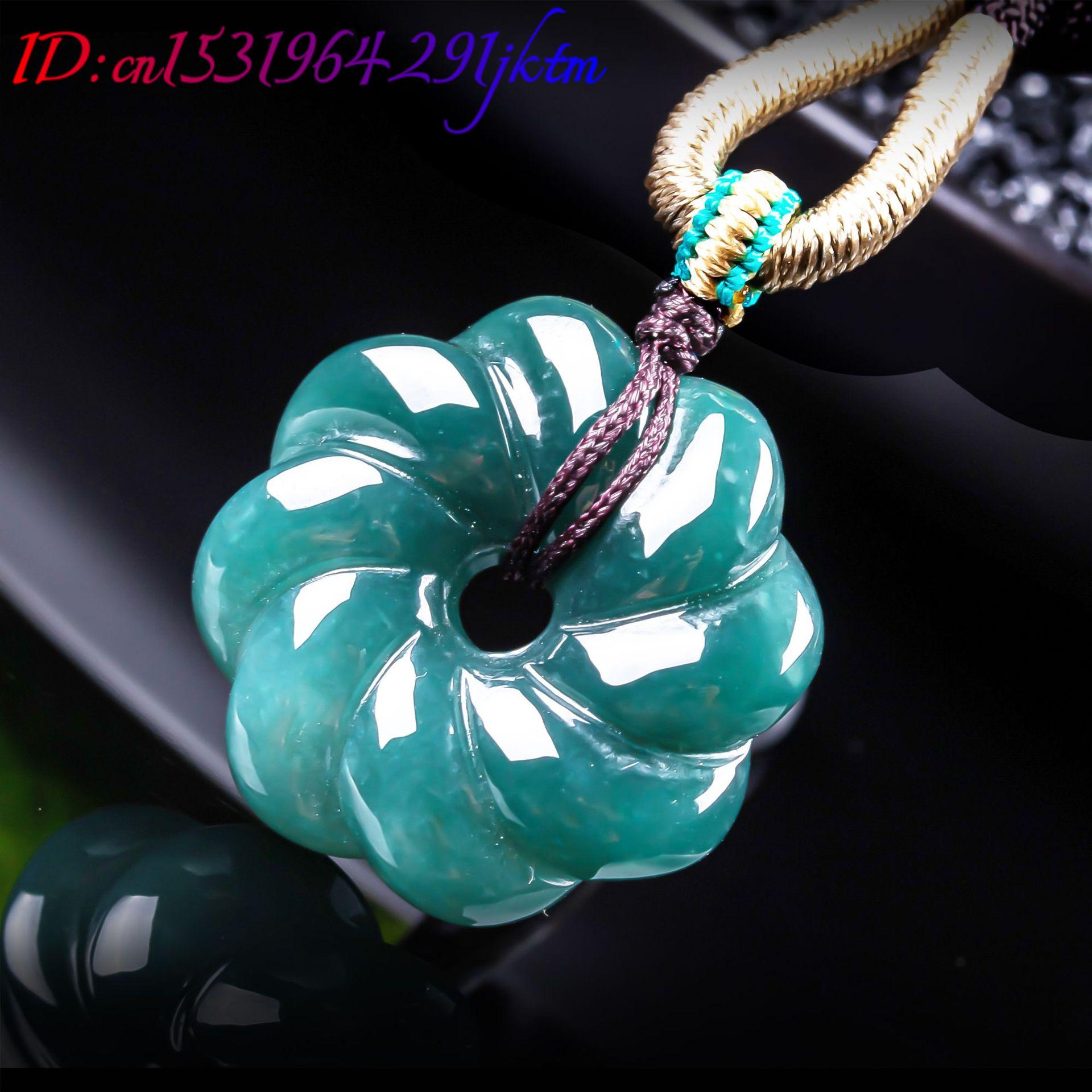 Collier avec pendentif en jade - Women Accessories To Gift avis et prix