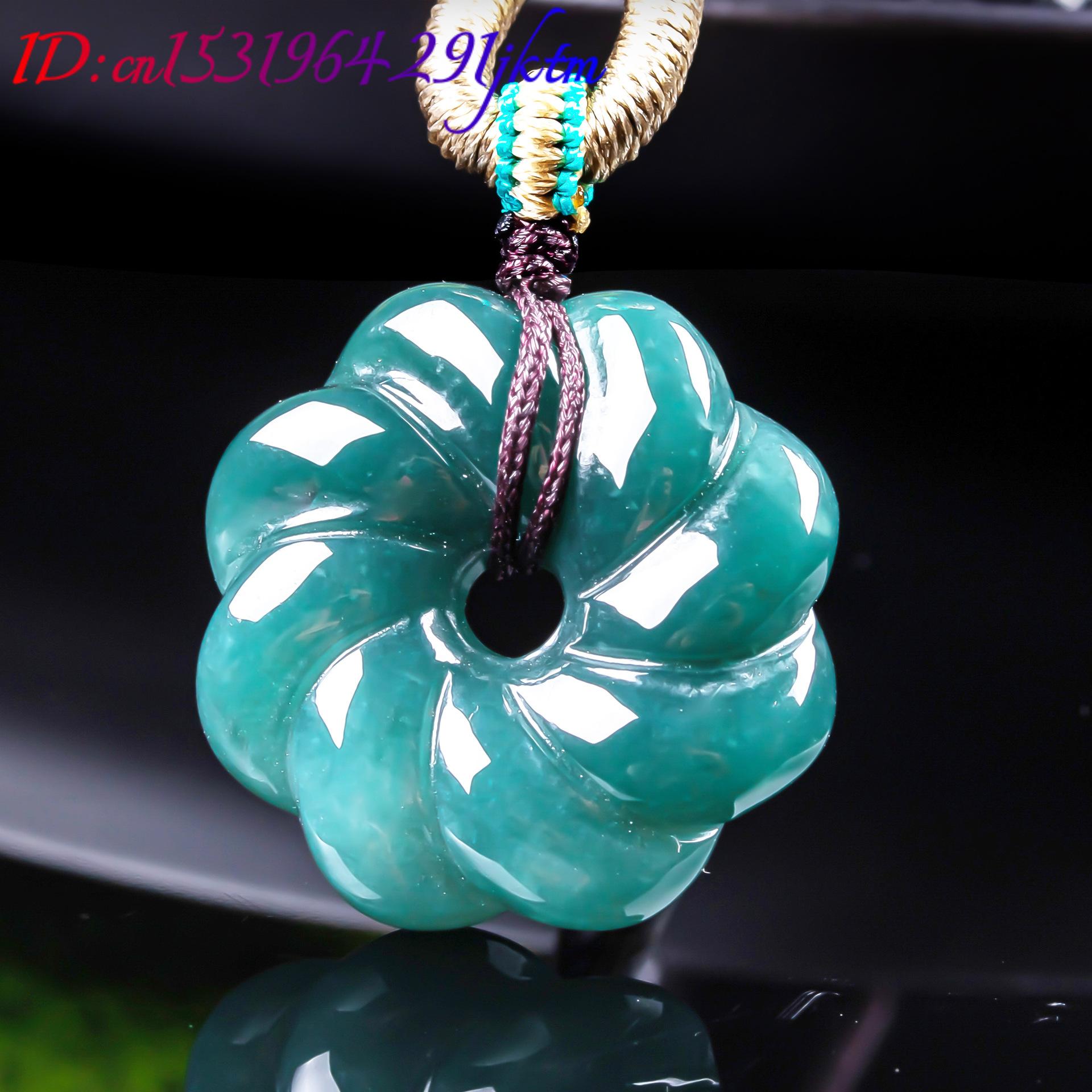 Collier avec pendentif en jade - Women Accessories To Gift avis et prix